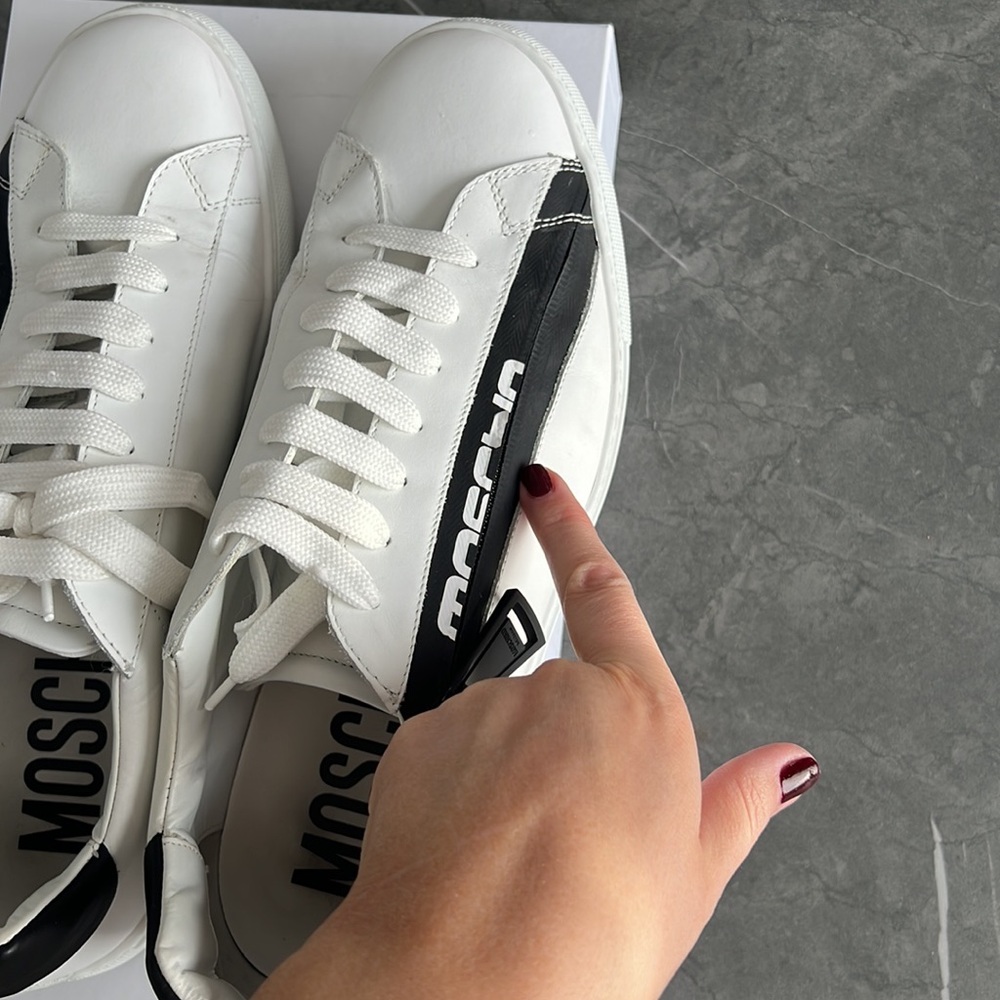 Moschino white/black sneakers for men - Picture 10 of 17